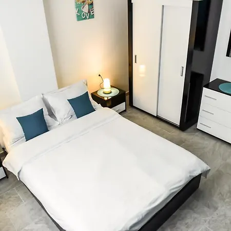 아파트 Apartament Patricia-mamaia Nord Năvodari