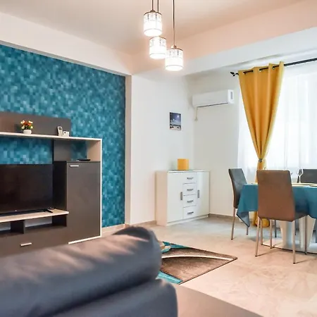 Apartament Patricia-mamaia Nord *